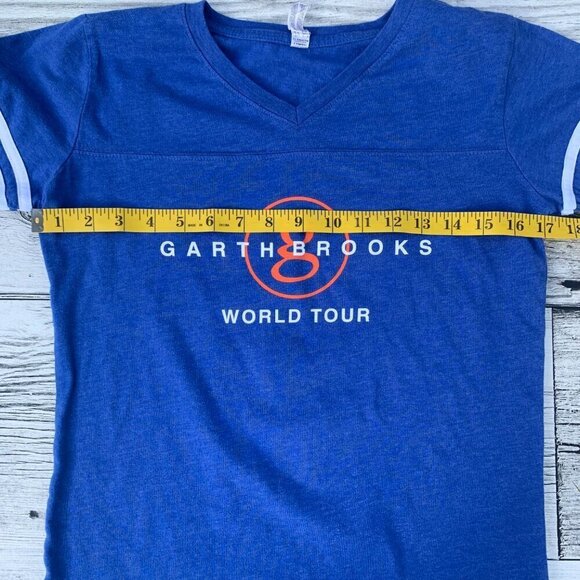 Garth Brooks World Tour Concert T-Shirt - Picture 5 of 6